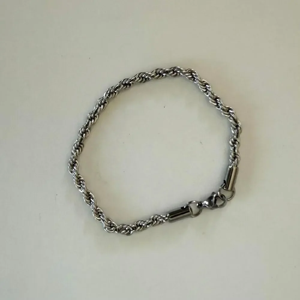 Y2K Silver Rope Chain Bracelet Minimalist Jewelry Unisex Dainty Modern Accessory
